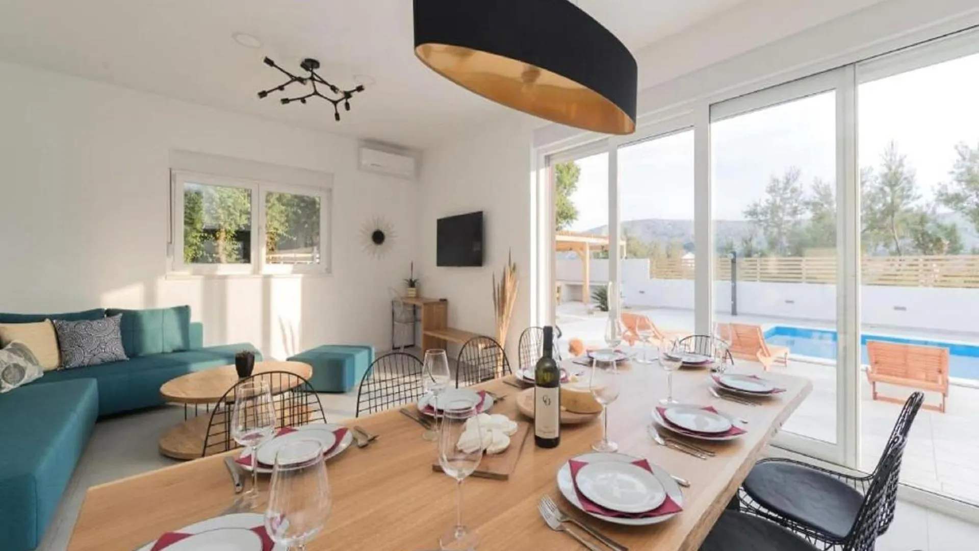 Luxury Villas Bellavista - Four Bedroom Villa With Pool Pag Town
