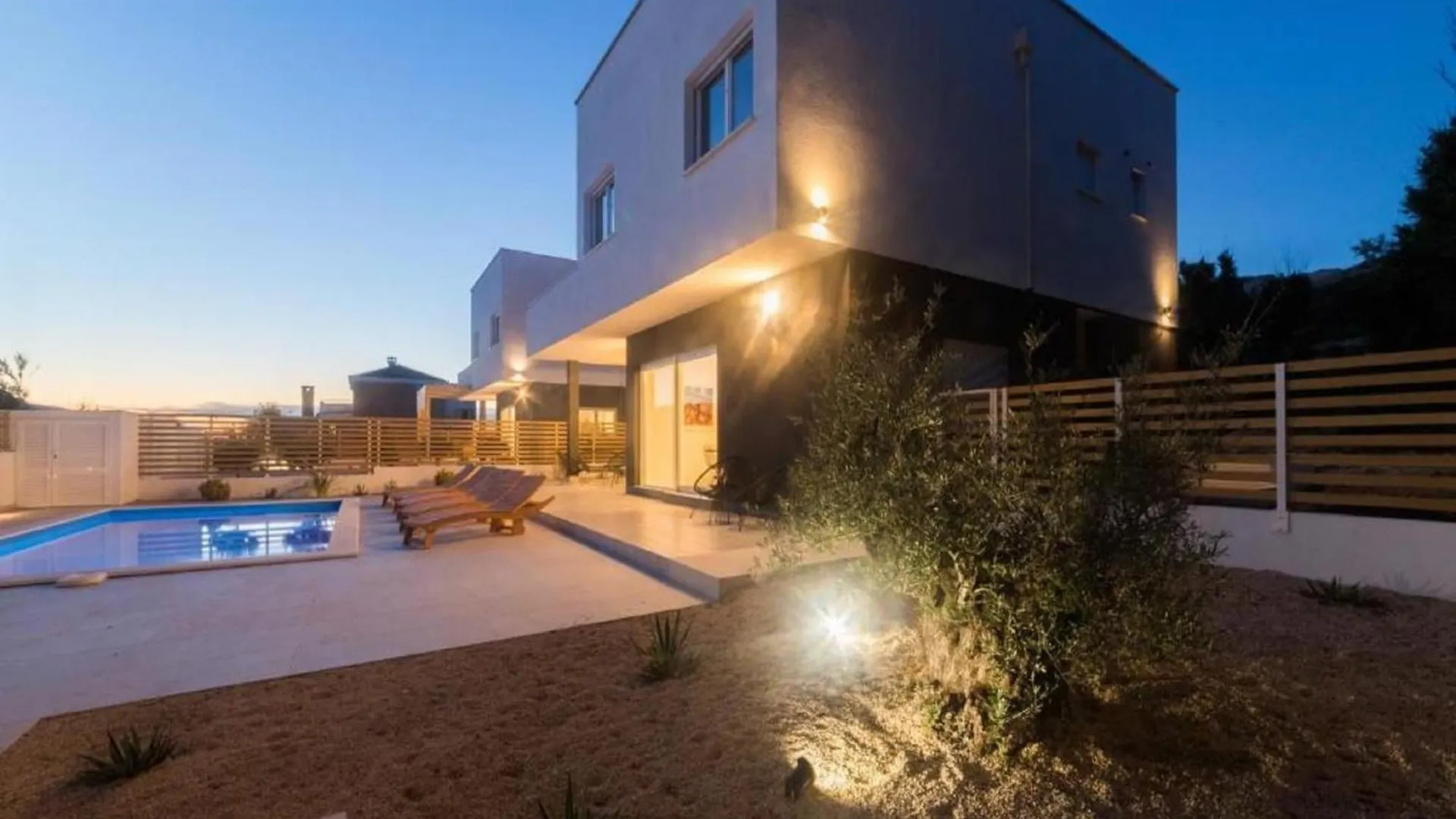 Luxury Villas Bellavista - Four Bedroom Villa With Pool Pag Town Kroatien