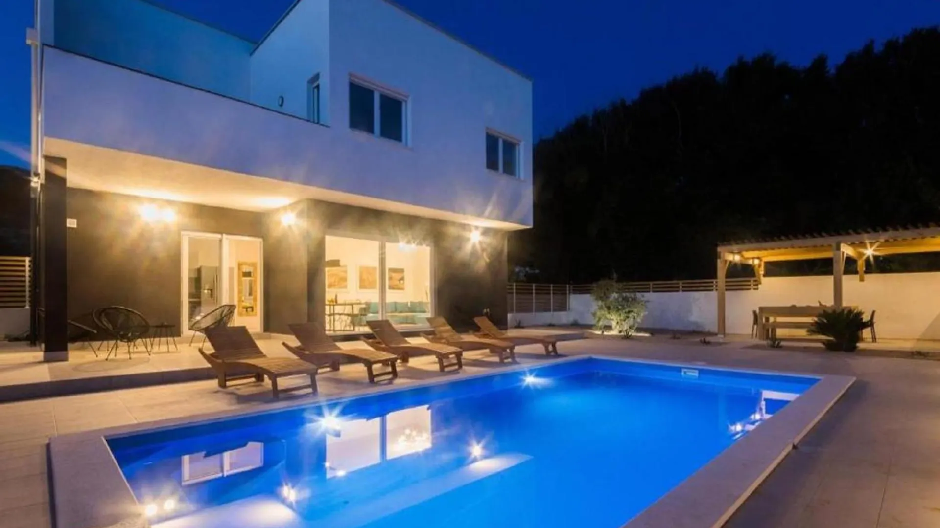 Luxury Villas Bellavista - Four Bedroom Villa With Pool Паг 0*,  Хорватия